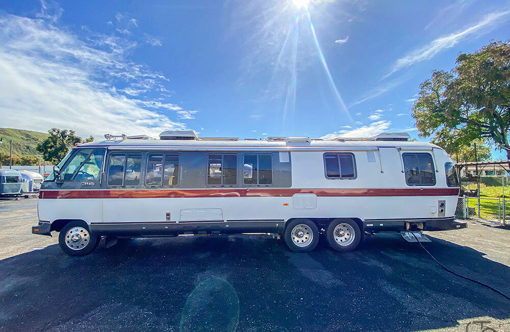 The Side View of a Trailer in White Color